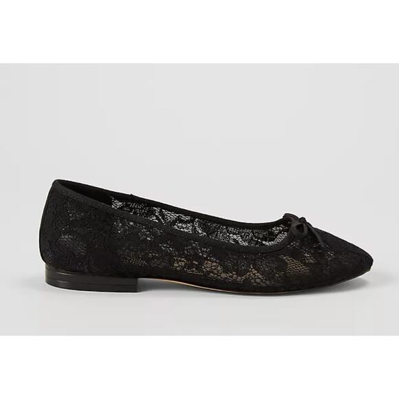 NWOB Ann Taylor Black Lace Ballet Flat 7.5M - Picture 1 of 4